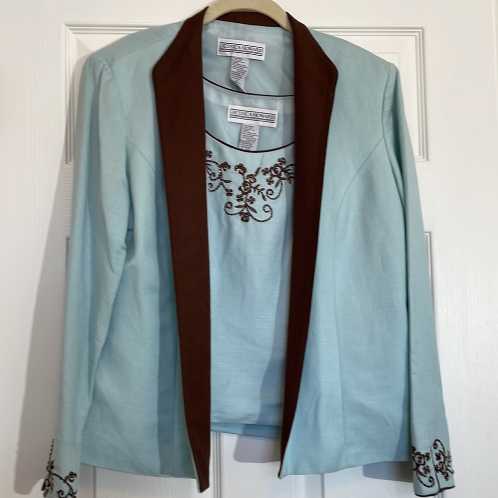 Jessica Howard aqua or light teal blazer and cami, size 14